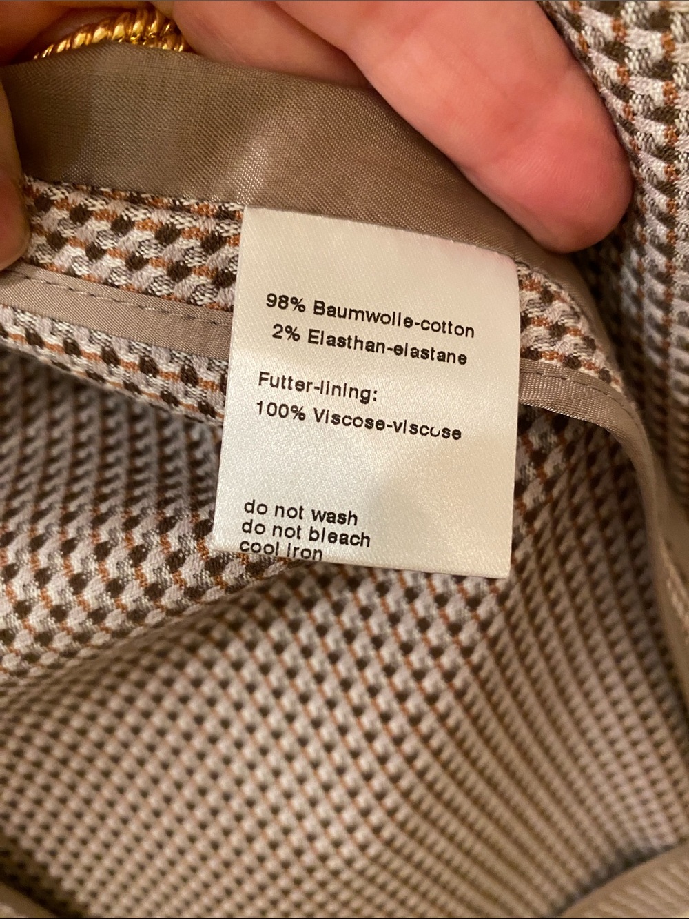 Akris Punto Light Beige/ Black/ Rust Check Blazer • Size 8 - Picture 11 of 14